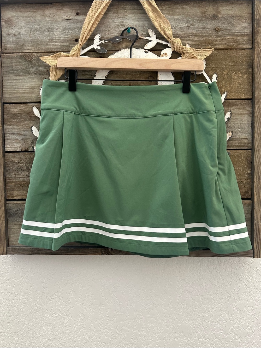 CAlia Green Athletic‎ Golf Athletic Skort with White Double Stripes size 12 NWT